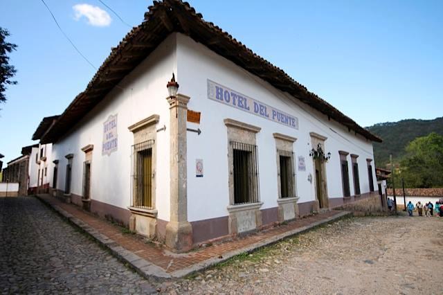 Hotel Del Puente Сан-Себастьян-дель-Оэсте Экстерьер фото